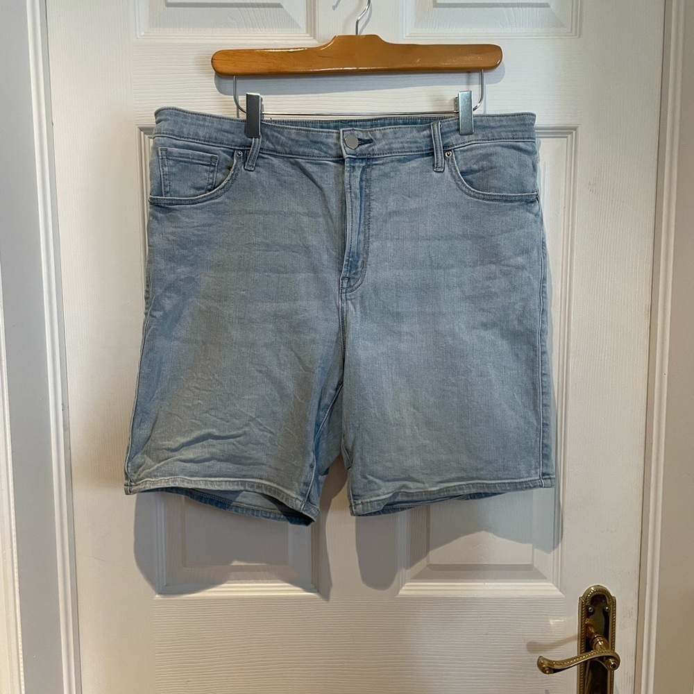 Women’s Jean shorts